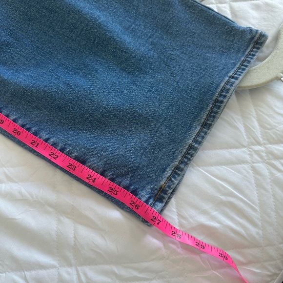 Levi's High-rise Wide Leg Jeans - Size 31 - Picture 8 of 11